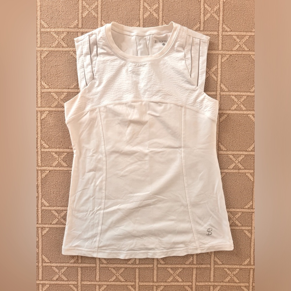 Sofibella Women's White Tennis Top
